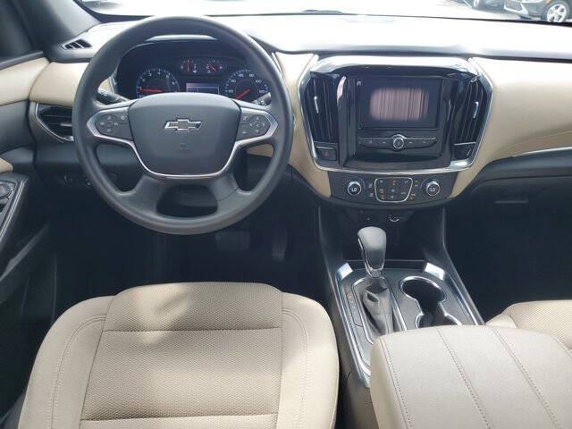 2023 Chevrolet Traverse LS