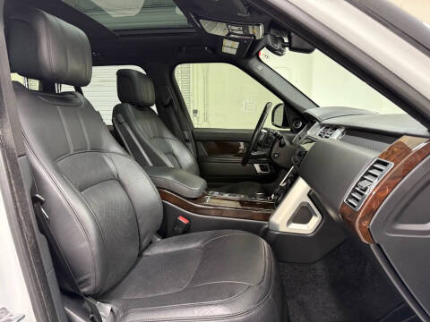 2020 Land Rover Range Rover P525 HSE