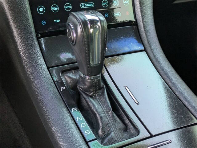 2015 Ford Taurus Limited