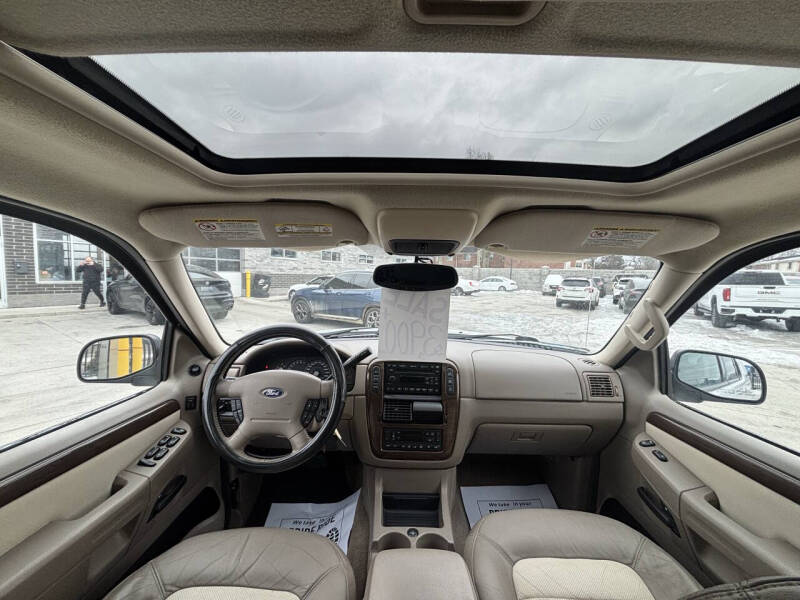 2005 Ford Explorer Eddie Bauer