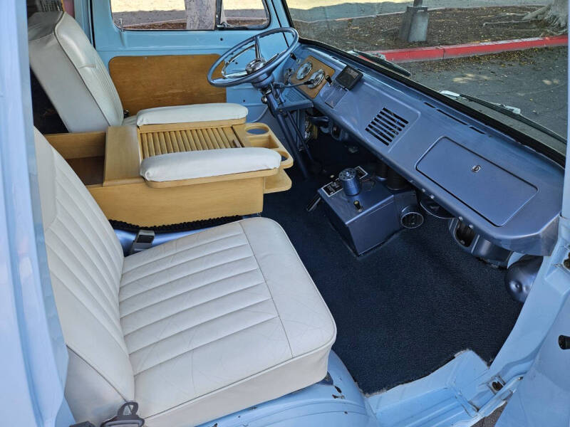 1961 Ford Econoline