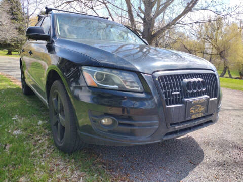 2010 Audi Q5 for sale at BELOW BOOK AUTO SALES in Idaho Falls ID