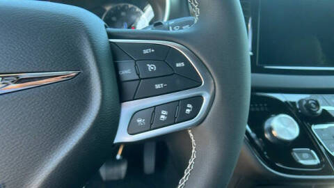 2026 Chrysler Voyager LX