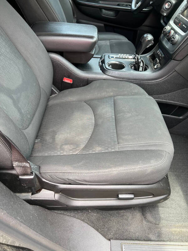 2016 GMC Acadia SLE-2