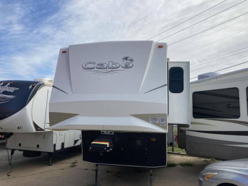2011 Carriage CABO 361 for sale at Ultimate RV in White Settlement TX