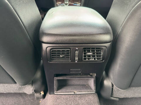 2011 Infiniti M37