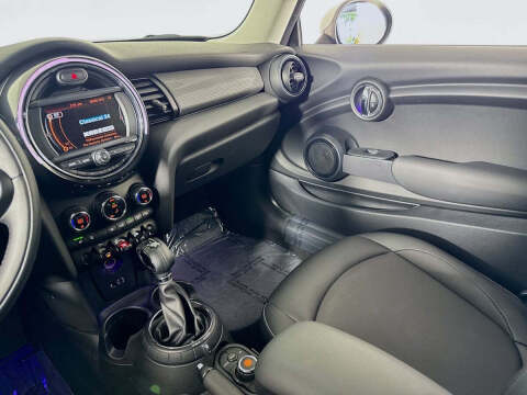 2015 MINI Hardtop 2 Door Cooper