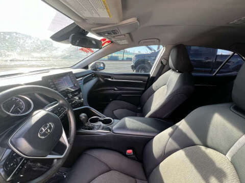 2022 Toyota Camry LE