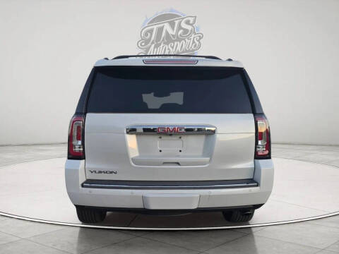 2017 GMC Yukon Denali