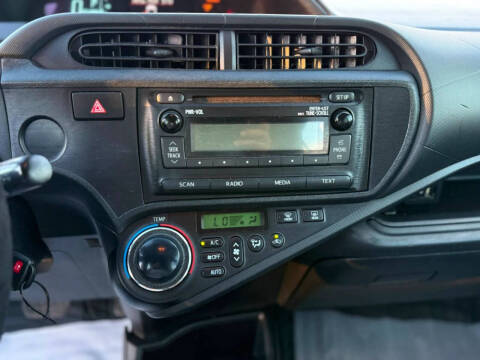 2014 Toyota Prius c