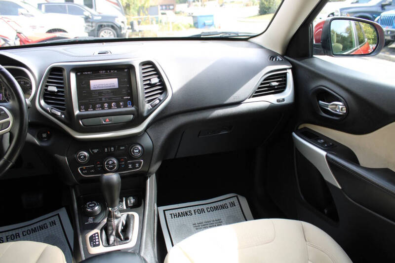 2017 Jeep Cherokee Latitude