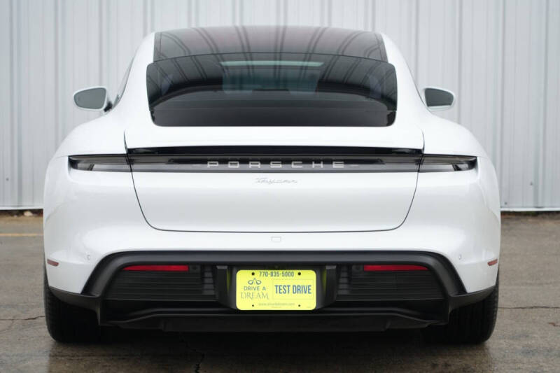2023 Porsche Taycan