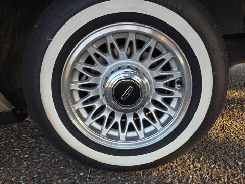 1997 Lincoln Town Car Executive