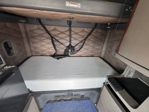 2013 Freightliner Cascadia