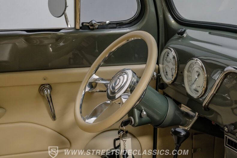 1951 Ford F-100
