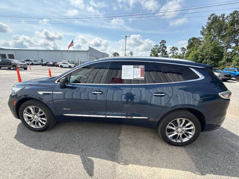 2022 Buick Enclave Avenir
