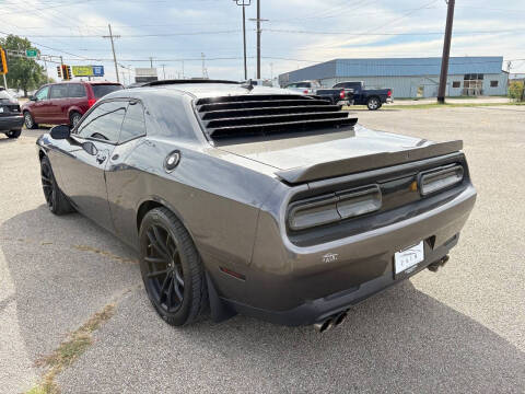 2015 Dodge Challenger SXT Plus