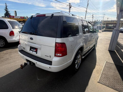 2003 Ford Explorer Limited
