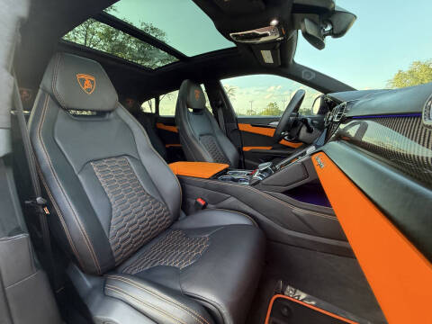 2022 Lamborghini Urus