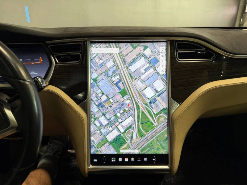 2013 Tesla Model S