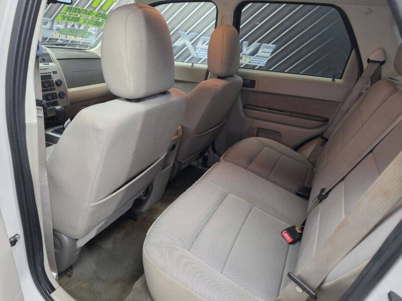 2011 Ford Escape XLT