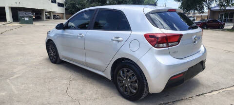 2019 Kia Rio 5-Door S