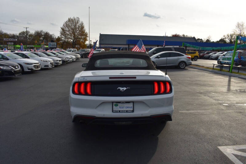 2018 Ford Mustang EcoBoost Premium