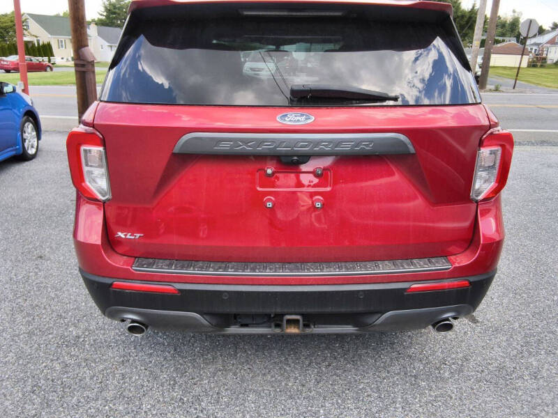 2023 Ford Explorer XLT