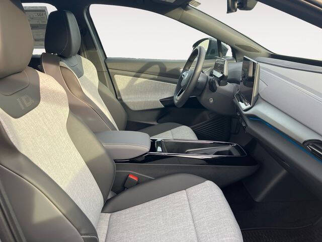 2025 Volkswagen ID.4 Pro