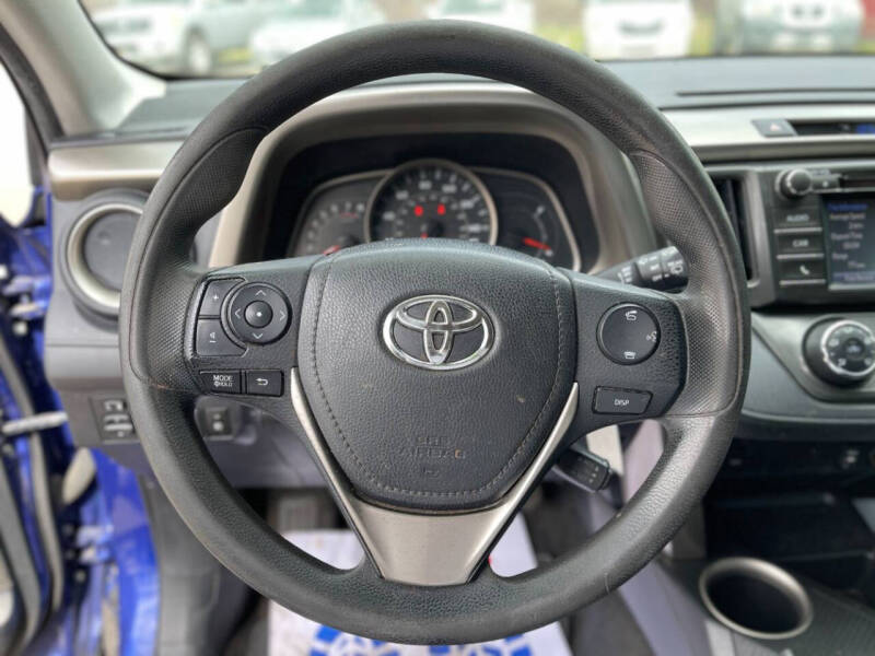 2015 Toyota RAV4 LE