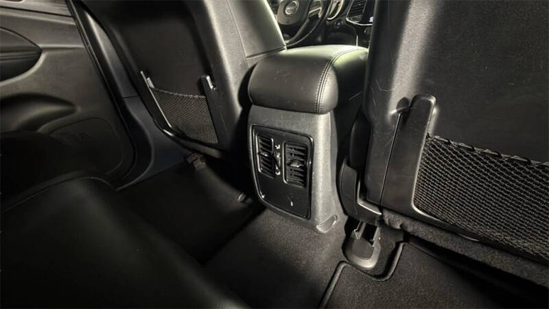 2020 Jeep Grand Cherokee Laredo E