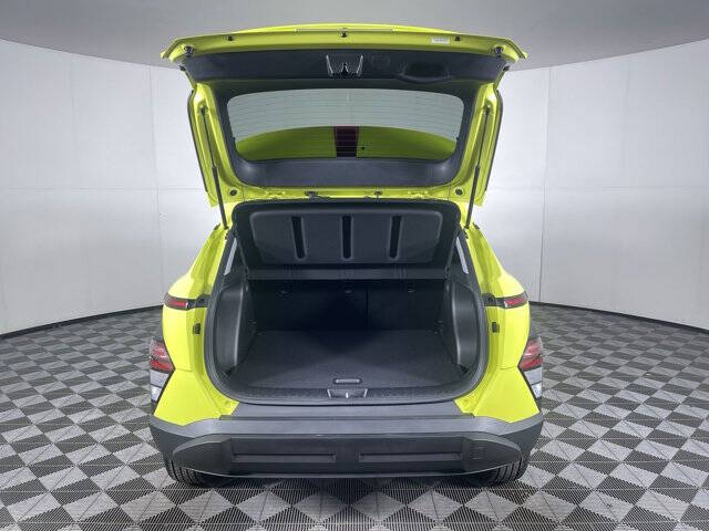 2025 Hyundai Kona SEL