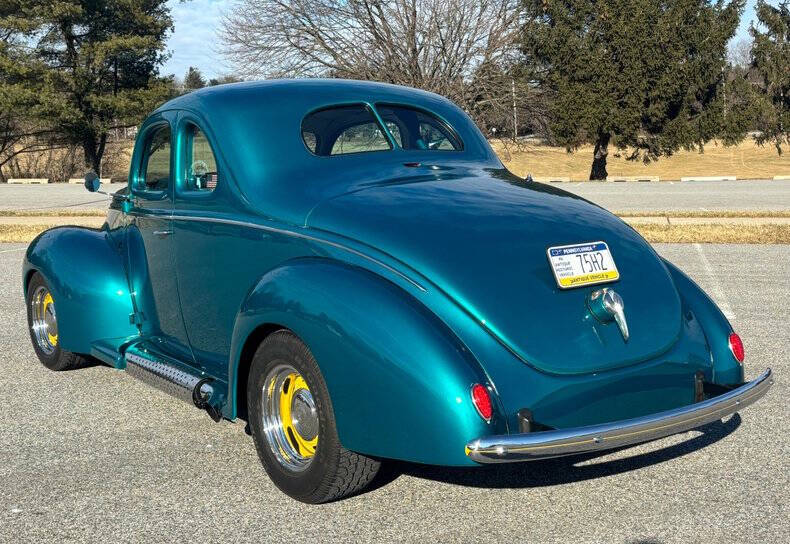 1939 Ford Deluxe