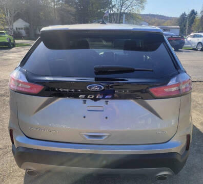 2024 Ford Edge Titanium