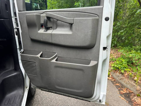 2017 Chevrolet Express 2500