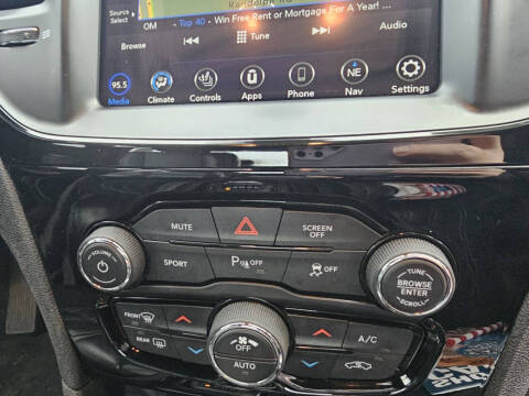 2023 Chrysler 300 S V6