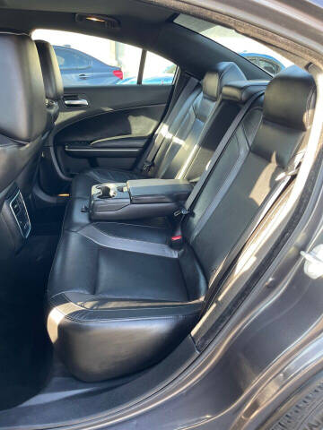 2020 Dodge Charger SXT