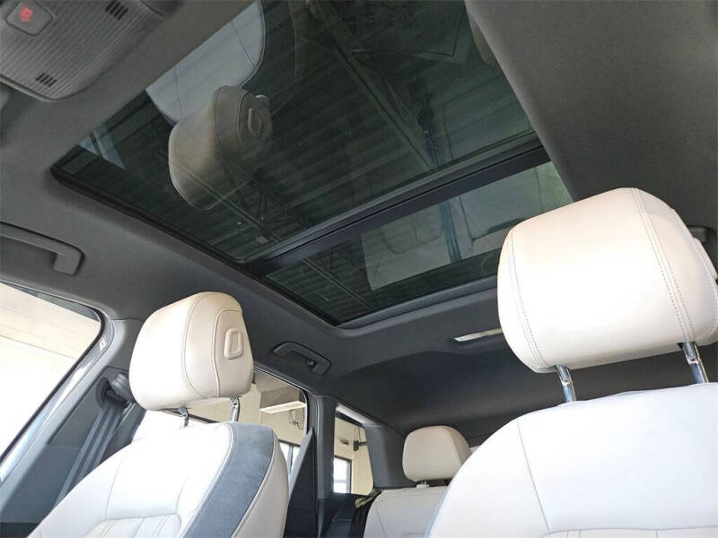 2022 Audi Q4 e-tron quattro Premium 50