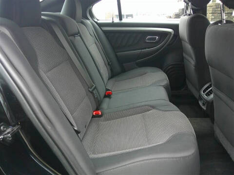 2018 Ford Taurus SEL