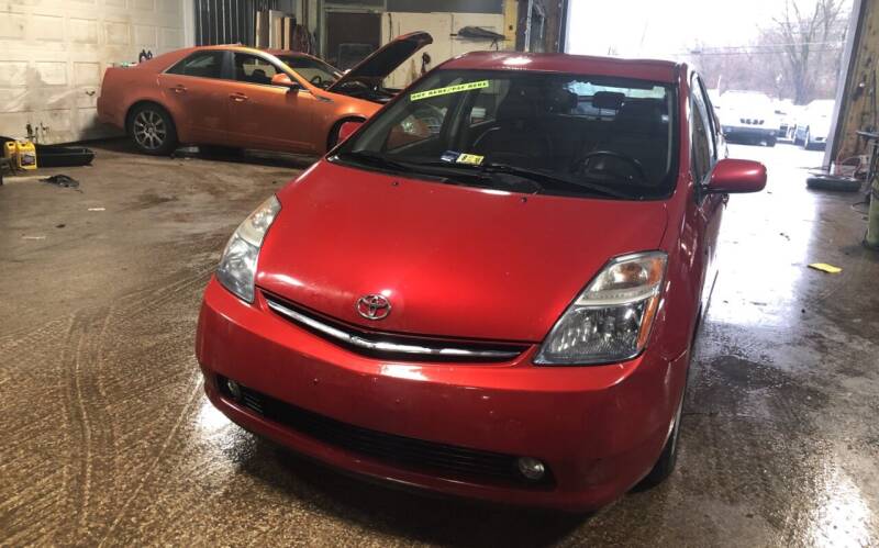 2006 Toyota Prius for sale at Six Brothers Mega Lot in Youngstown OH