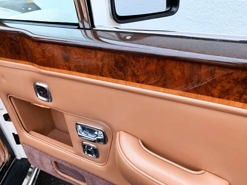 1989 Rolls-Royce Corniche