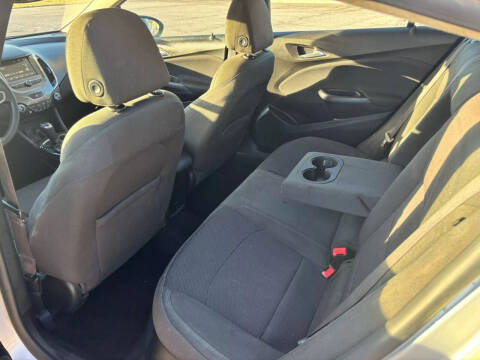 2017 Chevrolet Cruze LT Auto