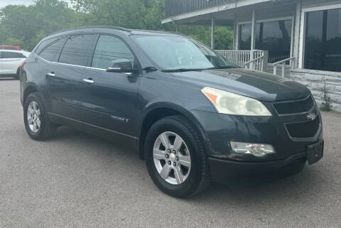 2009 Chevrolet Traverse for sale at USA AUTO CENTER in Austin TX