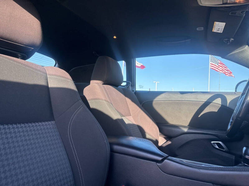 2020 Dodge Challenger SXT