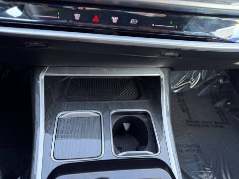 2024 BMW 7 Series 740i