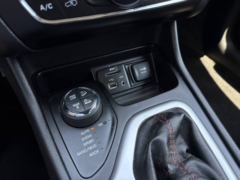 2015 Jeep Cherokee Trailhawk