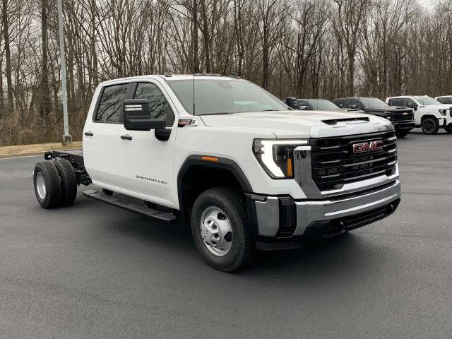 2025 GMC Sierra 3500HD CC for sale at HAYES CHEVROLET Buick GMC Cadillac Inc in Alto GA