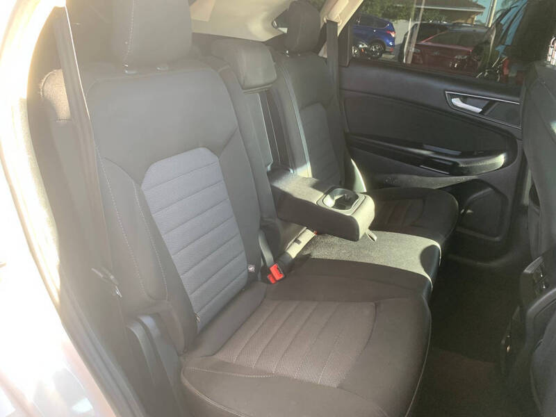 2018 Ford Edge SE