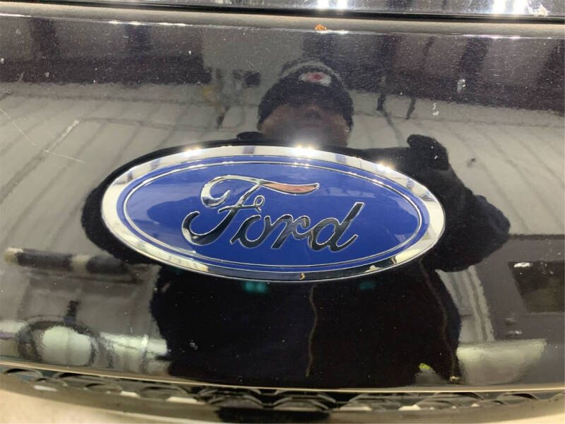 2020 Ford Escape Hybrid Titanium