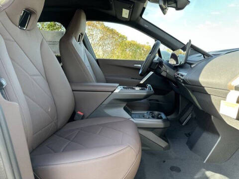 2026 BMW iX xDrive45